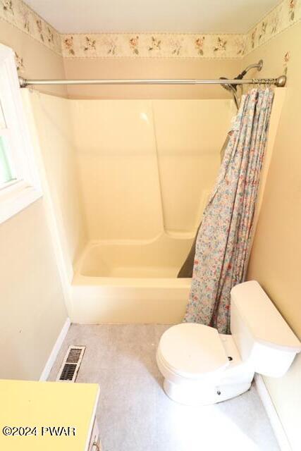 29 Stuart Road Hawley, PA 18428 - Photo 17 of 29 PRIMARY BATHROOM