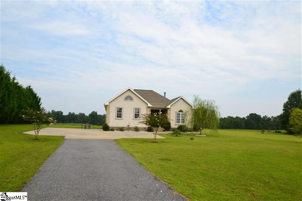 334 Meadow Road Inman, SC 29349 - Photo 2 of 17