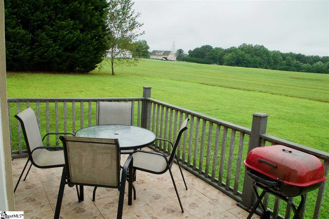 334 Meadow Road Inman, SC 29349 - Photo 5 of 17