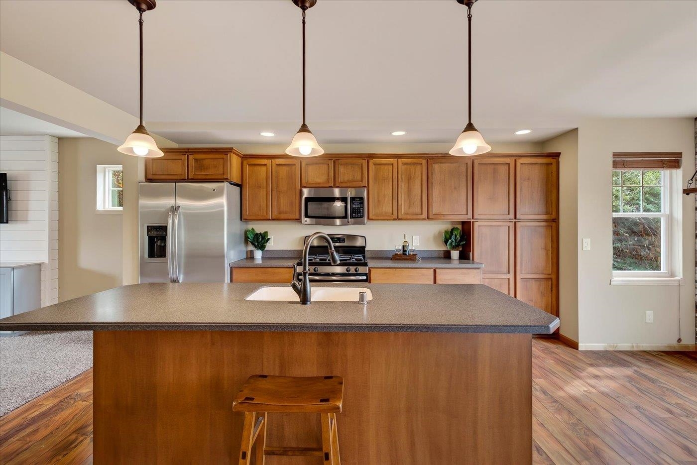 6909 Country Madison, WI 53719 - Photo 16 of 43 Gallery Image 16