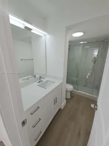 $2,650 | 8101 Crespi Boulevard, Unit 204, Miami Beach, FL 33141