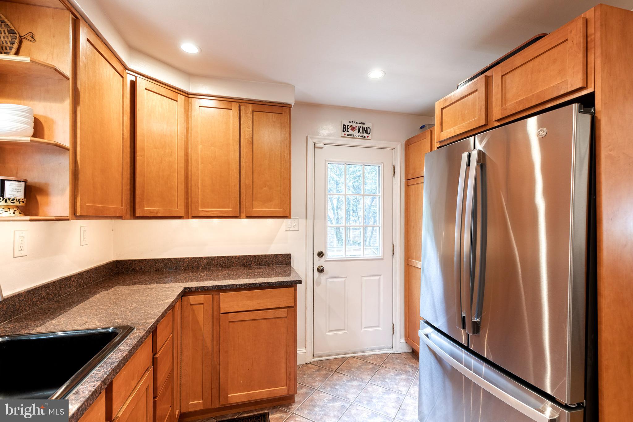 533 Brook Road Baltimore, MD 21286 - Photo 16 of 37