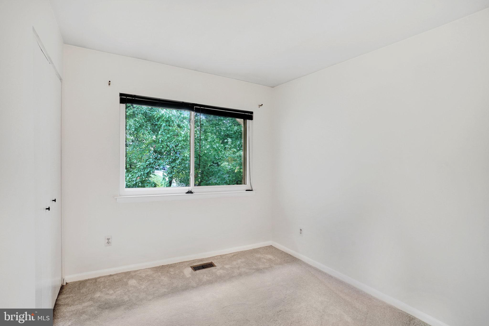 11877 Barrel Cooper Court Reston, VA 20191 - Photo 14 of 24 Bedroom 3