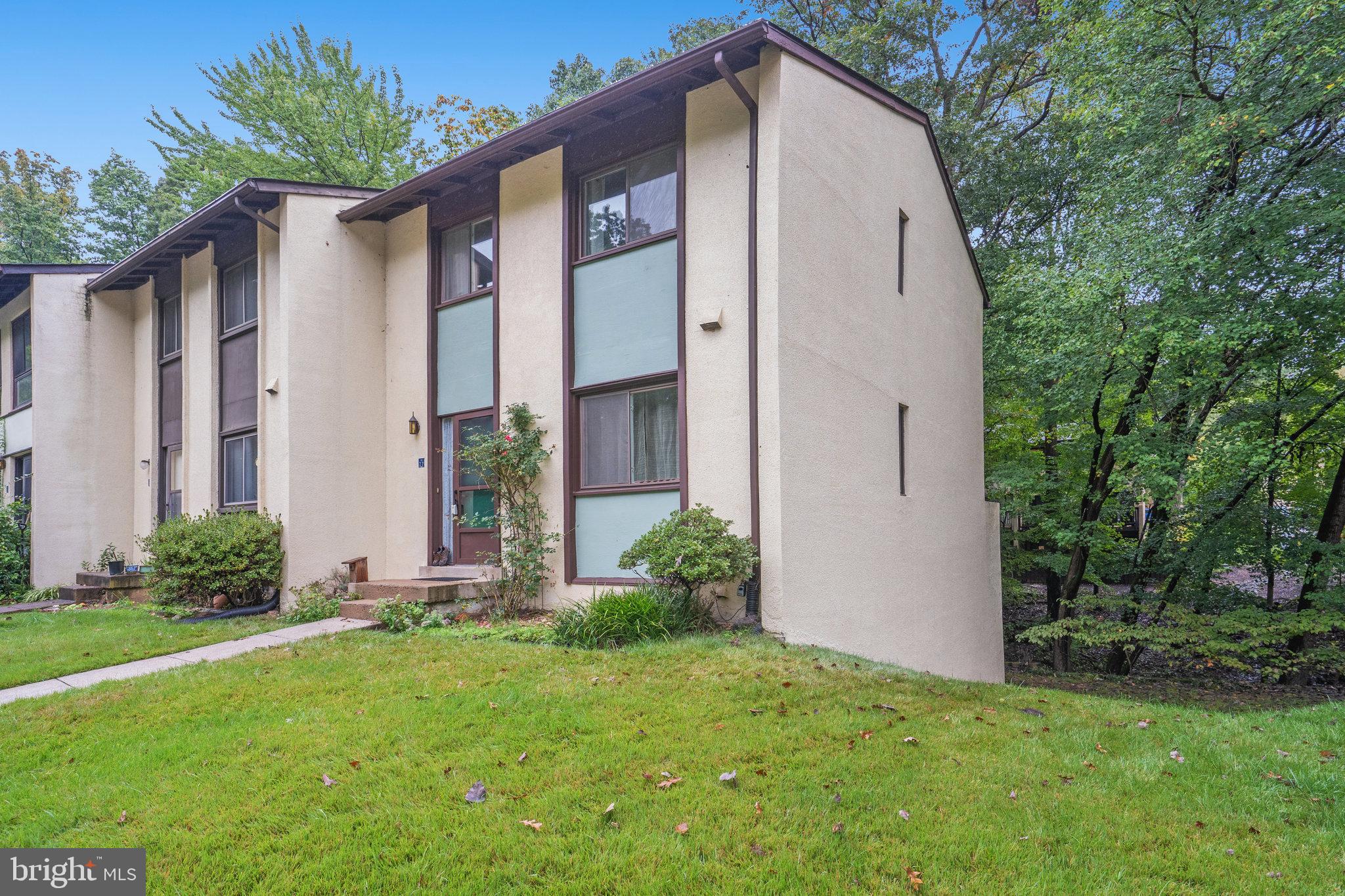 11877 Barrel Cooper Court Reston, VA 20191 - Photo 18 of 24 Front Exterior