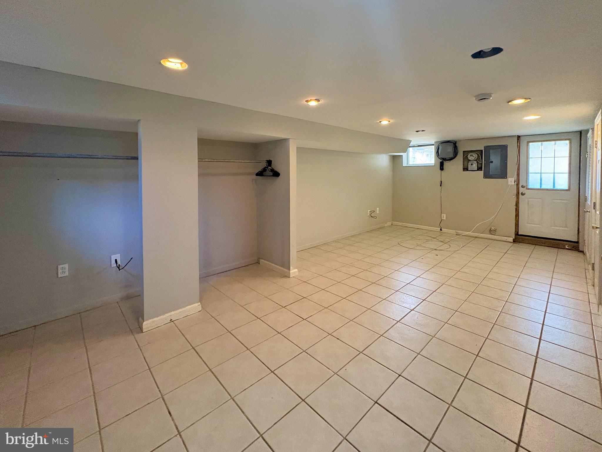 118 Wiltshire Road Baltimore, MD 21221 - Photo 8 of 10