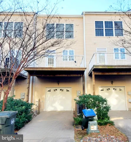 $3,000 | 25013 Riding Center Drive, Chantilly, VA 20152