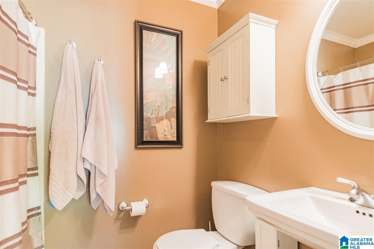1745 Brewster Road Birmingham, AL 35235 - Photo 22 of 33 Gallery Image 22