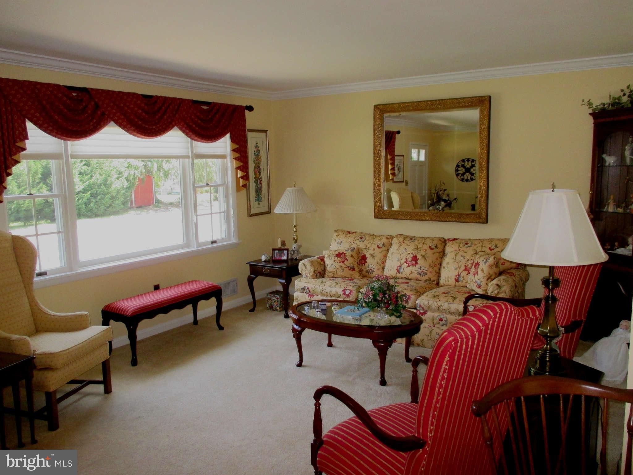 309 Galway Road Lutherville-Timonium, MD 21093 - Photo 6 of 28 Living Room