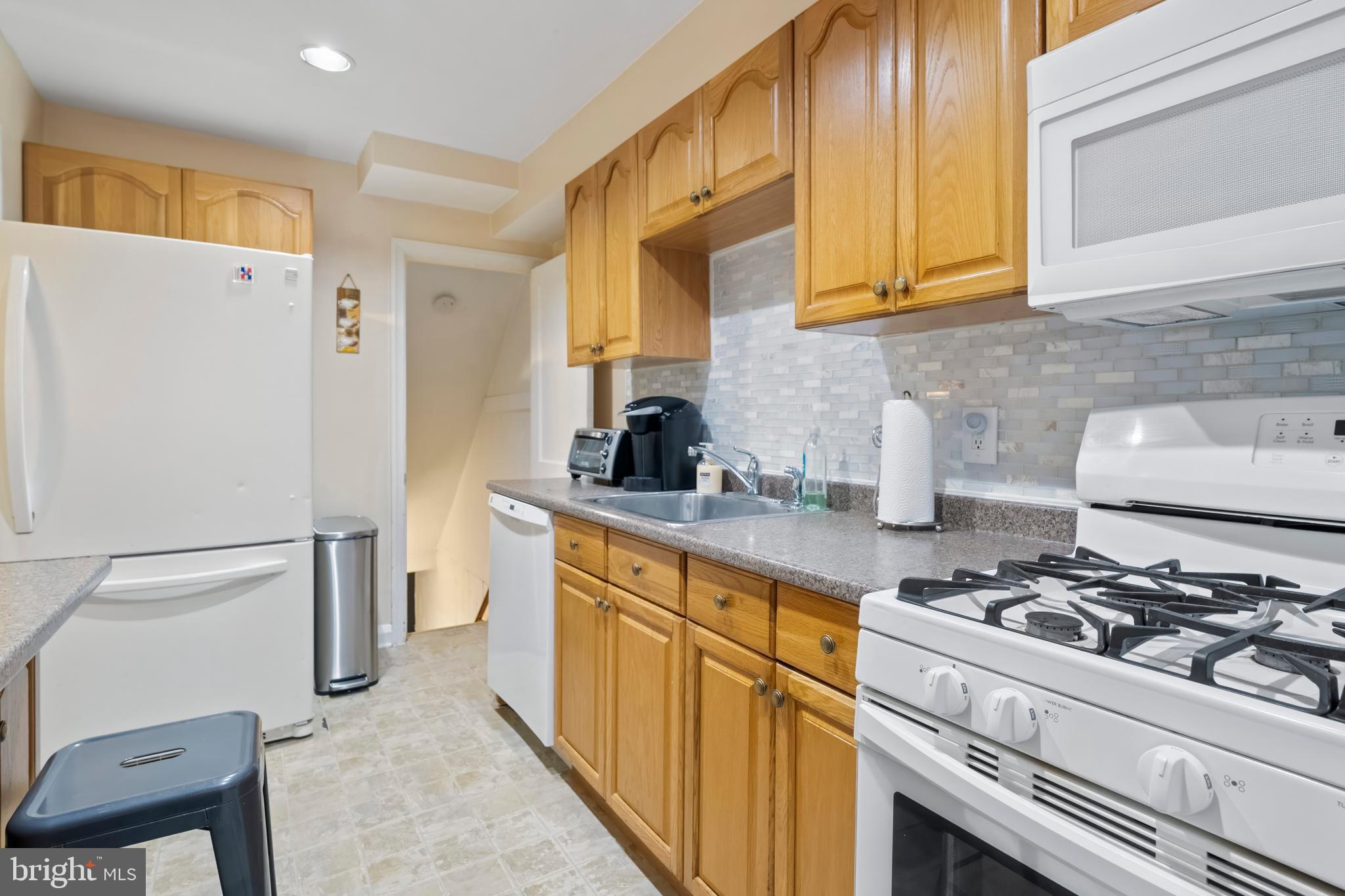 1022 Reverdy Road Baltimore, MD 21212 - Photo 11 of 28