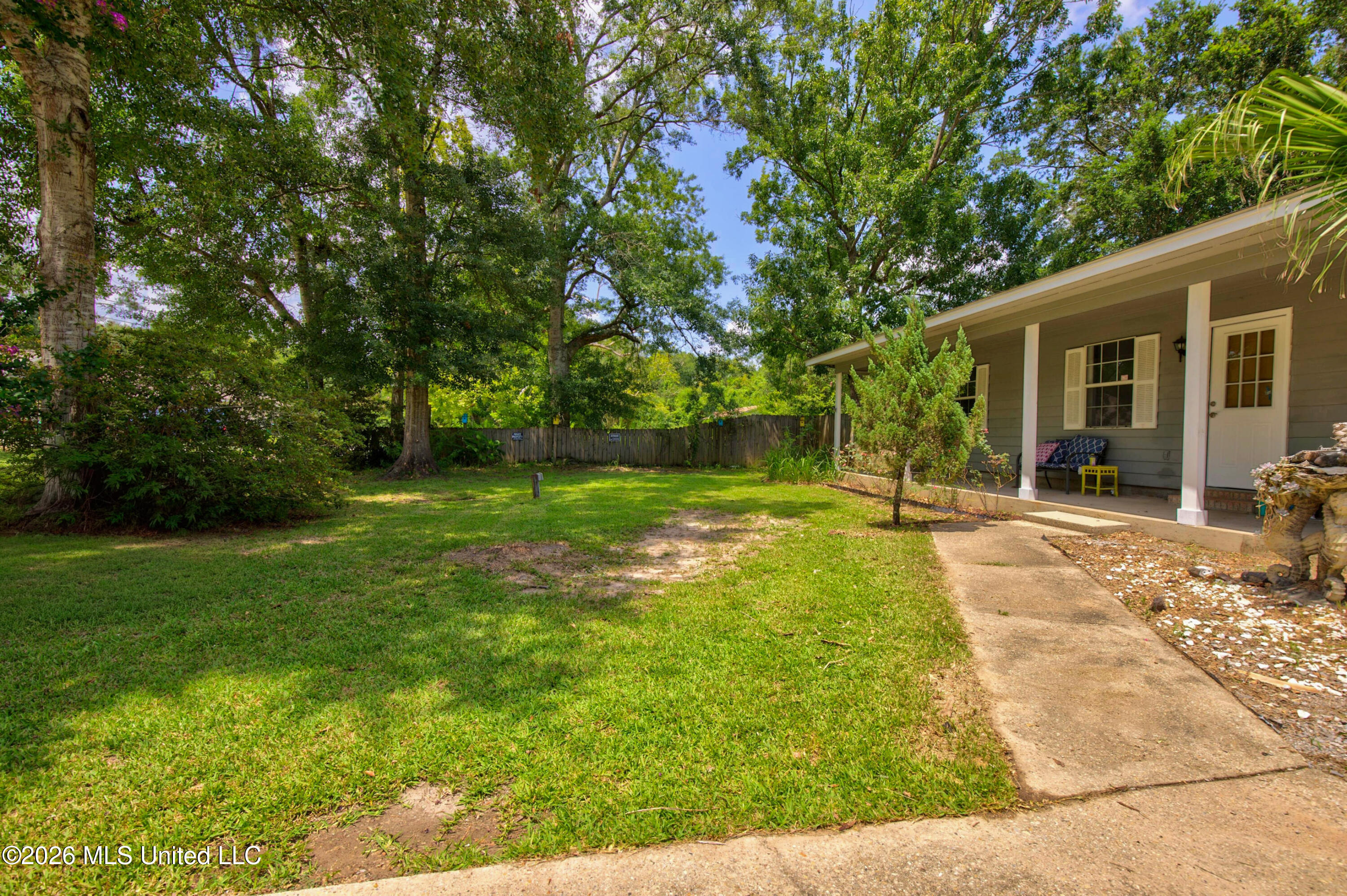 14040 Marie Road Gulfport, MS 39503 - Photo 3 of 53 14040MarieRd-3