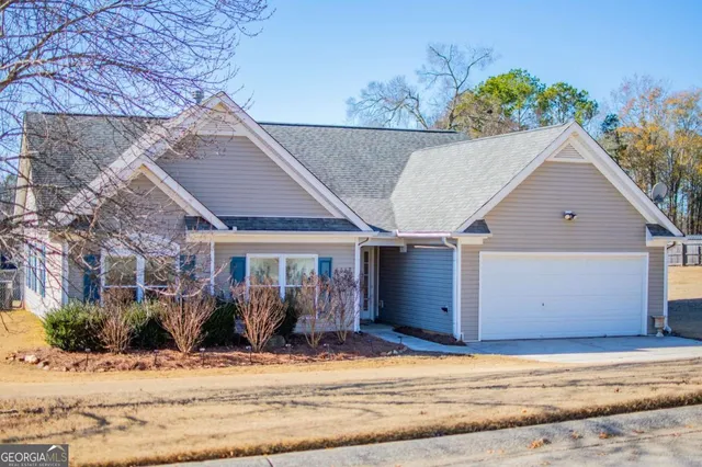 $319,900 | 226 Hampton Oaks Circle, Villa Rica, GA 30180