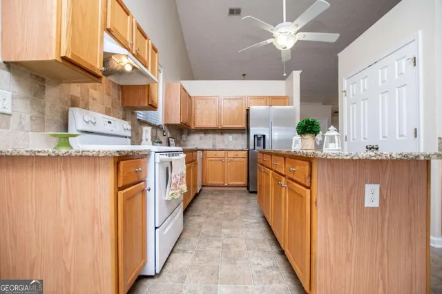 $319,900 | 226 Hampton Oaks Circle, Villa Rica, GA 30180