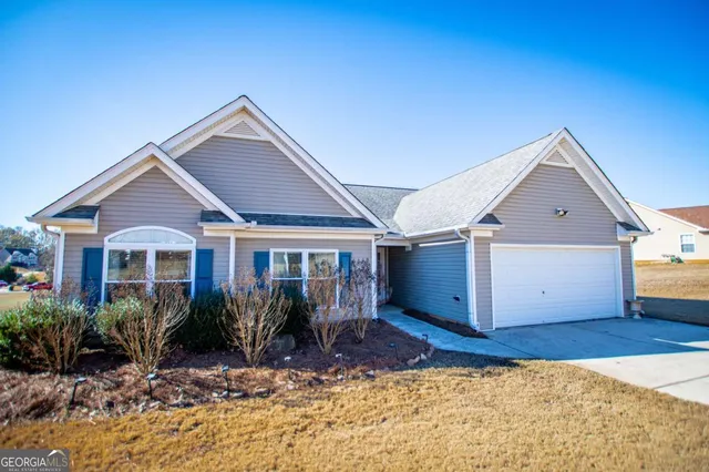 $319,900 | 226 Hampton Oaks Circle, Villa Rica, GA 30180