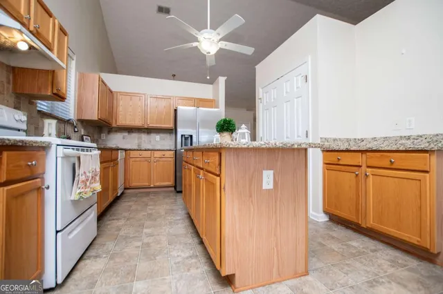 $319,900 | 226 Hampton Oaks Circle, Villa Rica, GA 30180