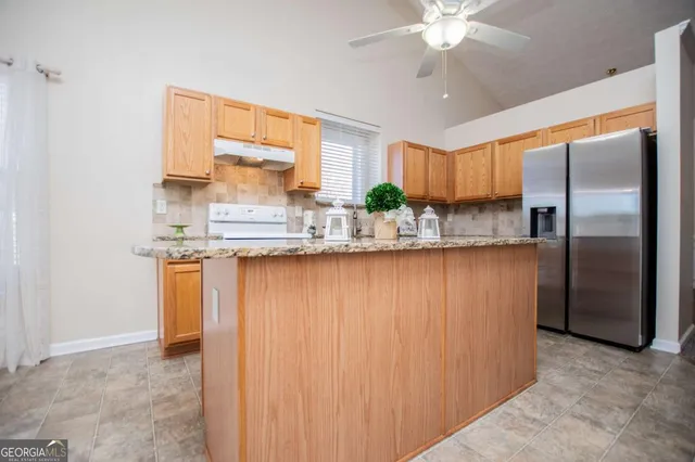 $319,900 | 226 Hampton Oaks Circle, Villa Rica, GA 30180