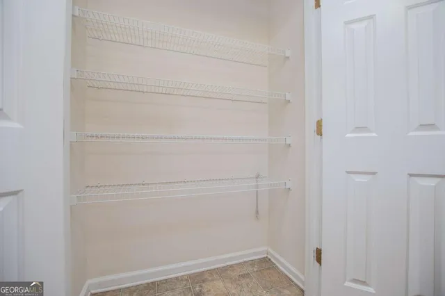 $319,900 | 226 Hampton Oaks Circle, Villa Rica, GA 30180