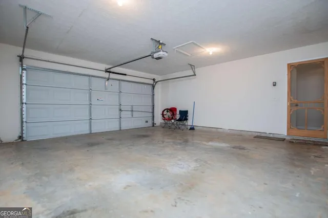 $319,900 | 226 Hampton Oaks Circle, Villa Rica, GA 30180