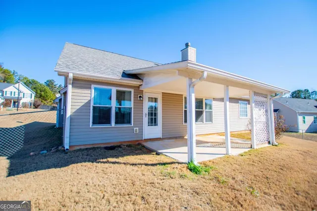 $319,900 | 226 Hampton Oaks Circle, Villa Rica, GA 30180