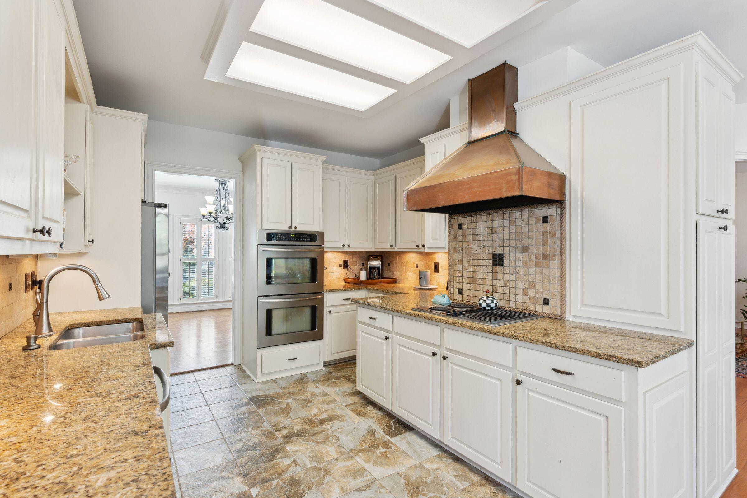 2457 Vaucluse Road Charleston, SC 29414 - Photo 29 of 76 2457VaucluseRd-KeenEyeMarketing-026