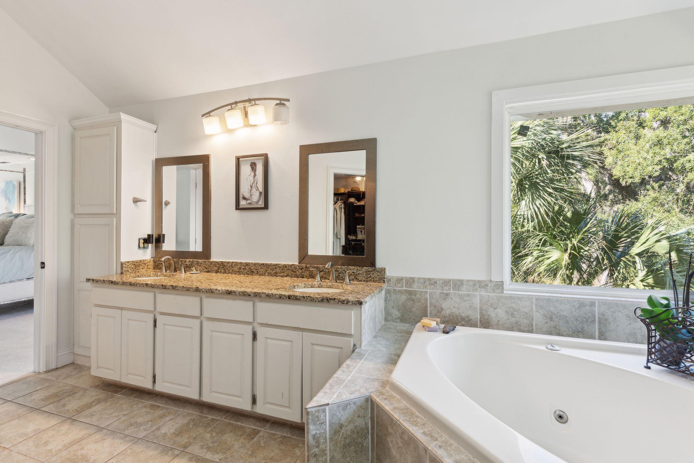2457 Vaucluse Road Charleston, SC 29414 - Photo 39 of 76 2457VaucluseRd-KeenEyeMarketing-039