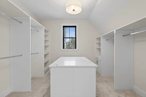 $1,399,900 | 8 Carmel Road, Pelham, NH 03076