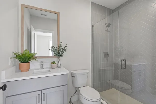 $1,399,900 | 8 Carmel Road, Pelham, NH 03076