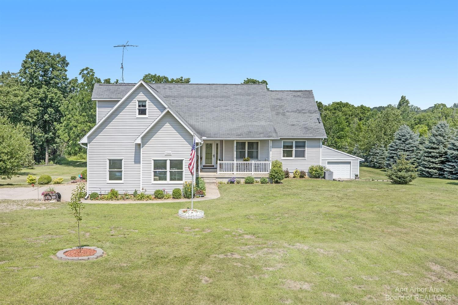 12444 Lawrence Road Brooklyn, MI 49230 - Photo 1 of 53 Photo 1