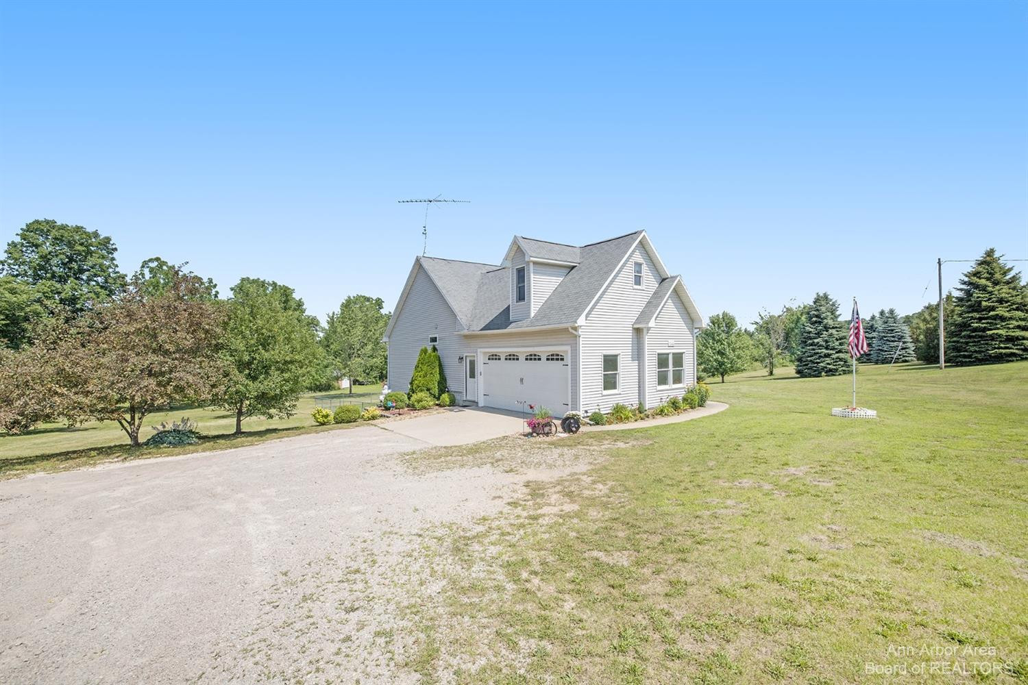 12444 Lawrence Road Brooklyn, MI 49230 - Photo 44 of 53 Photo 44