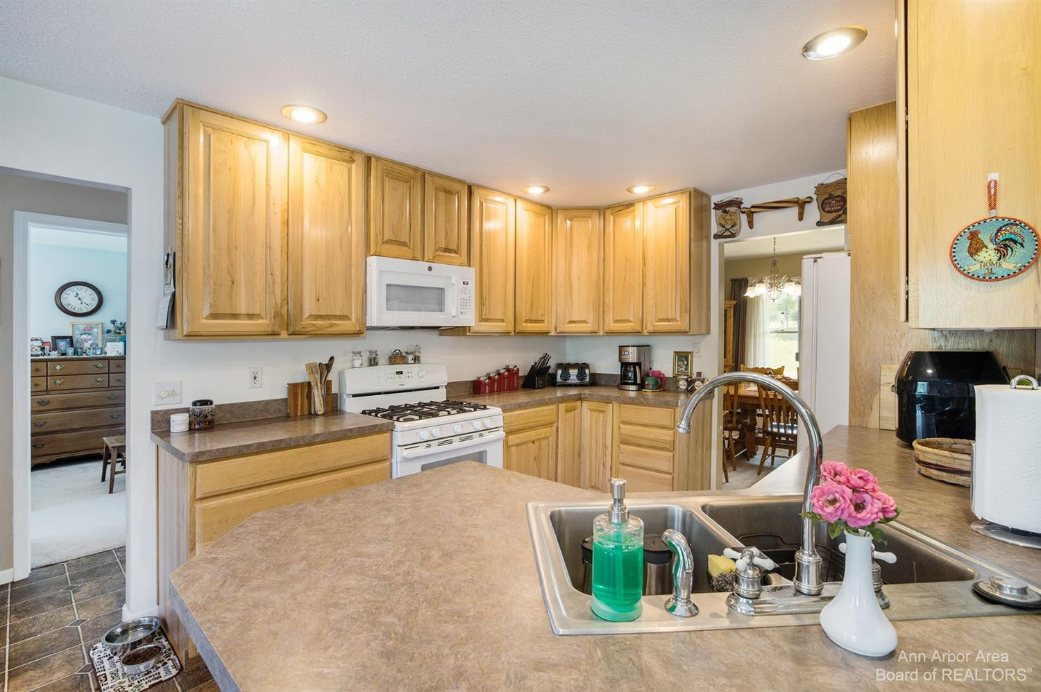 12444 Lawrence Road Brooklyn, MI 49230 - Photo 6 of 53 Photo 6