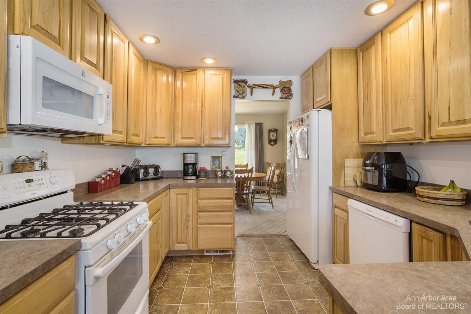 12444 Lawrence Road Brooklyn, MI 49230 - Photo 7 of 53 Photo 7