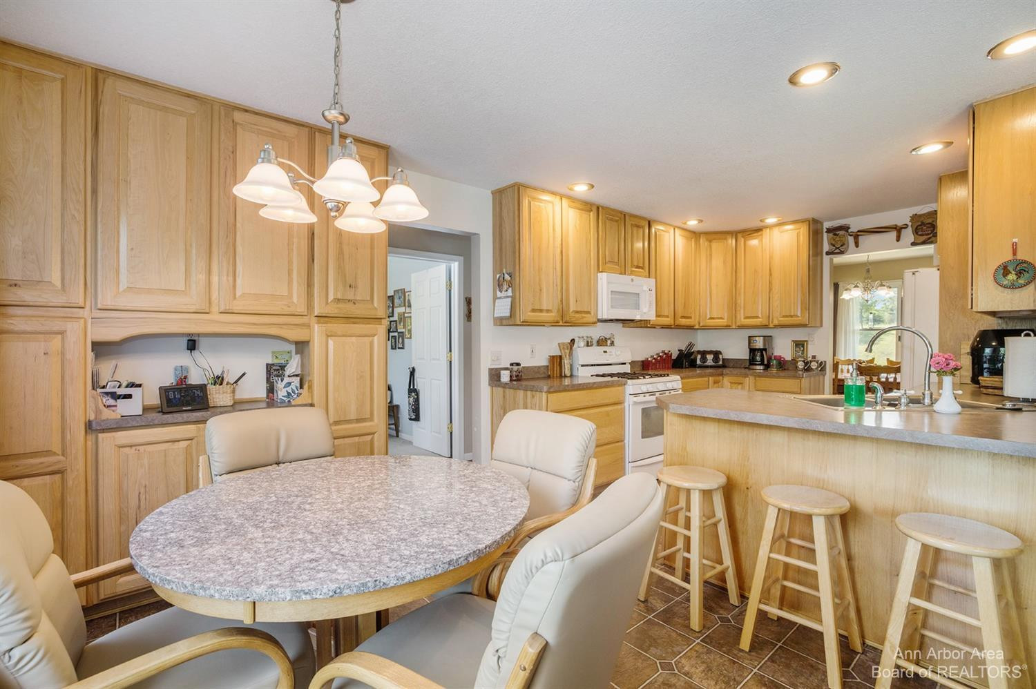 12444 Lawrence Road Brooklyn, MI 49230 - Photo 9 of 53 Photo 9