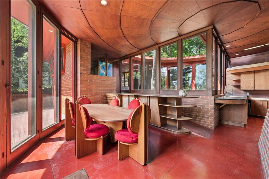 5139 Penton Road Pittsburgh, PA 15213 - Photo 12 of 32 a view of a dining room with furniture window and outside view