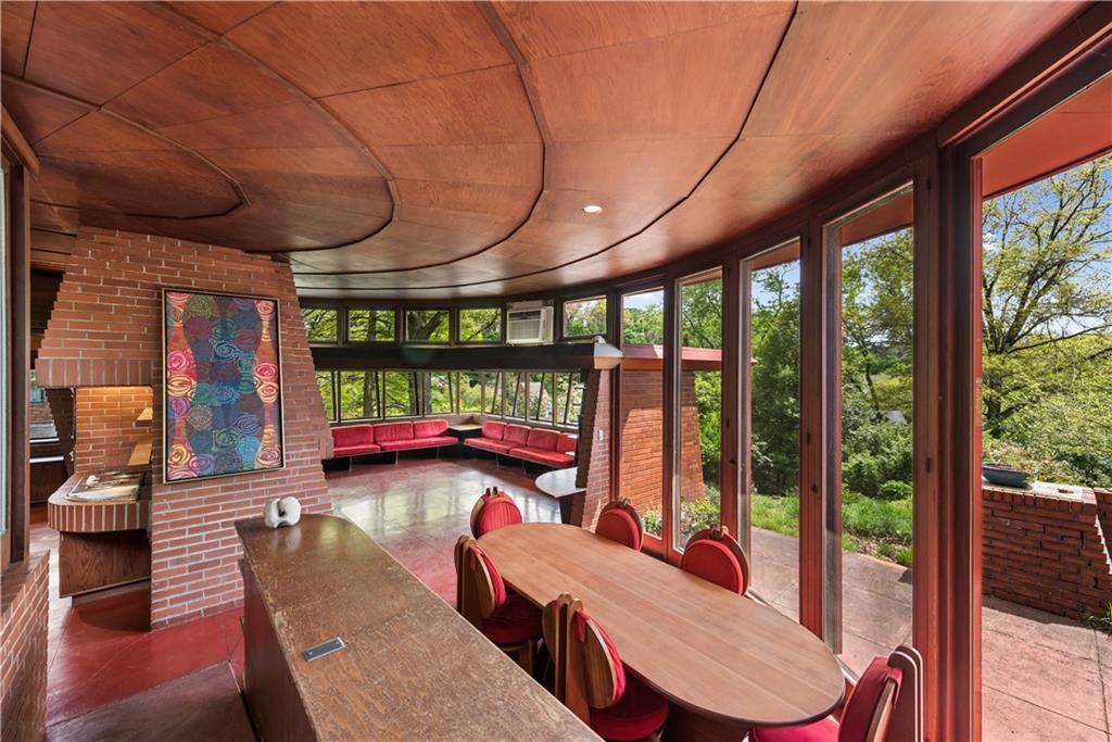 5139 Penton Road Pittsburgh, PA 15213 - Photo 13 of 32 a outdoor space with chairs