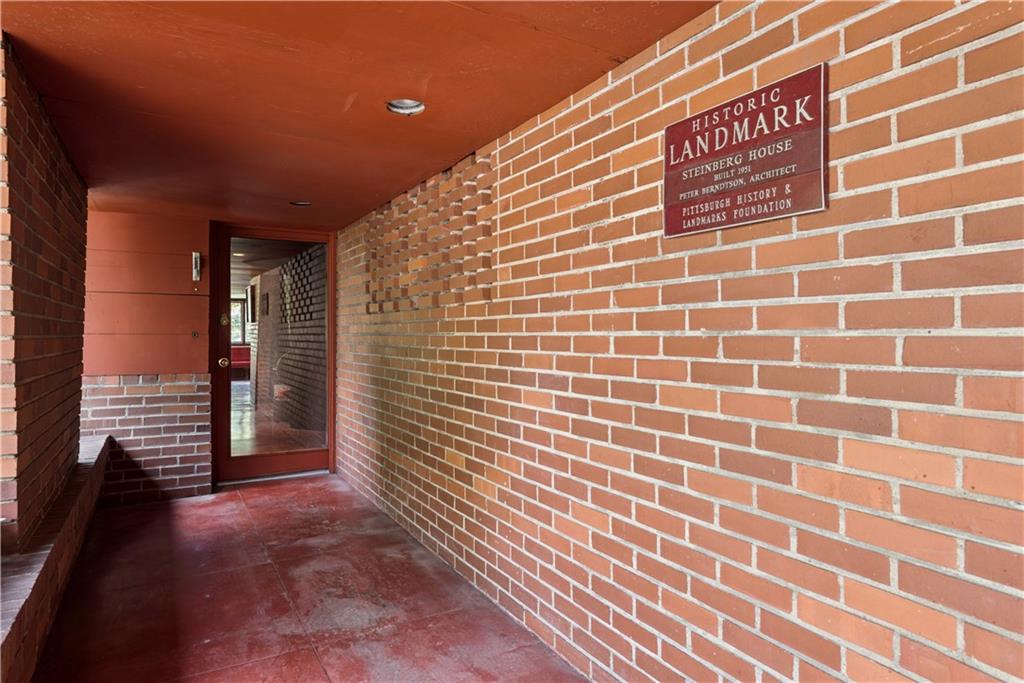 5139 Penton Road Pittsburgh, PA 15213 - Photo 4 of 32 a view of a brick wall