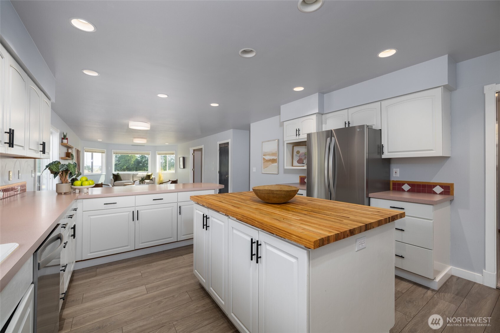 11169 Walker Road Mount Vernon, WA 98273 - Photo 13 of 40 Gallery Image 13