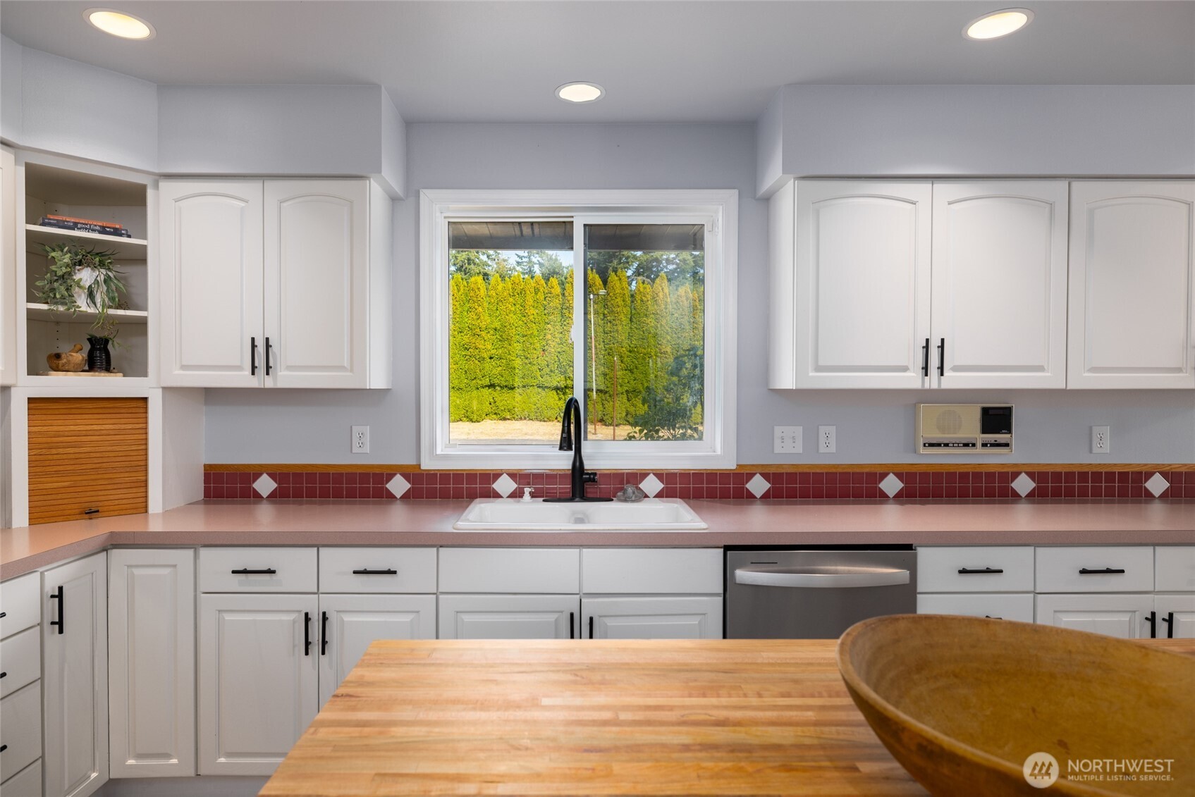 11169 Walker Road Mount Vernon, WA 98273 - Photo 15 of 40 Gallery Image 15