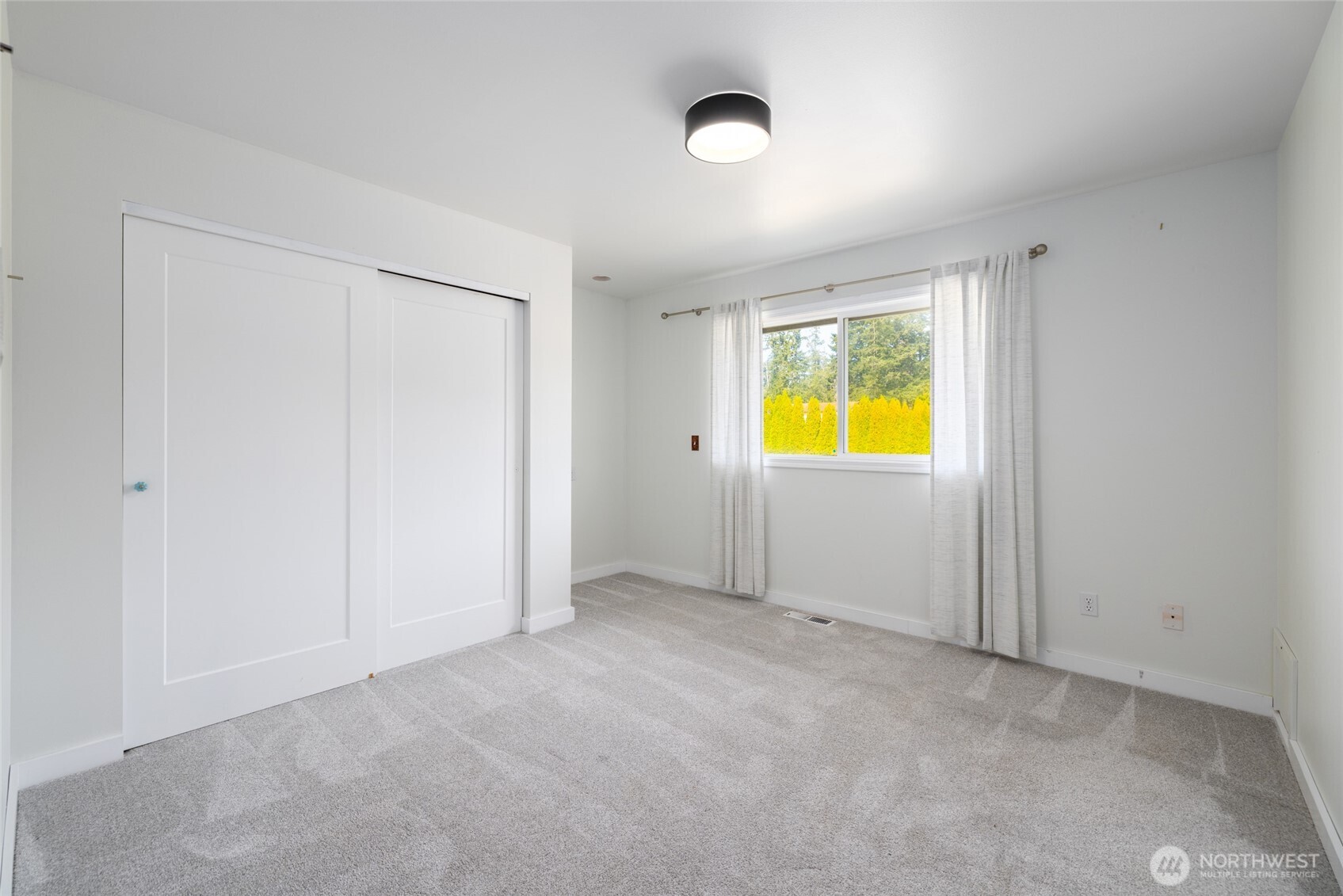 11169 Walker Road Mount Vernon, WA 98273 - Photo 22 of 40 Gallery Image 22