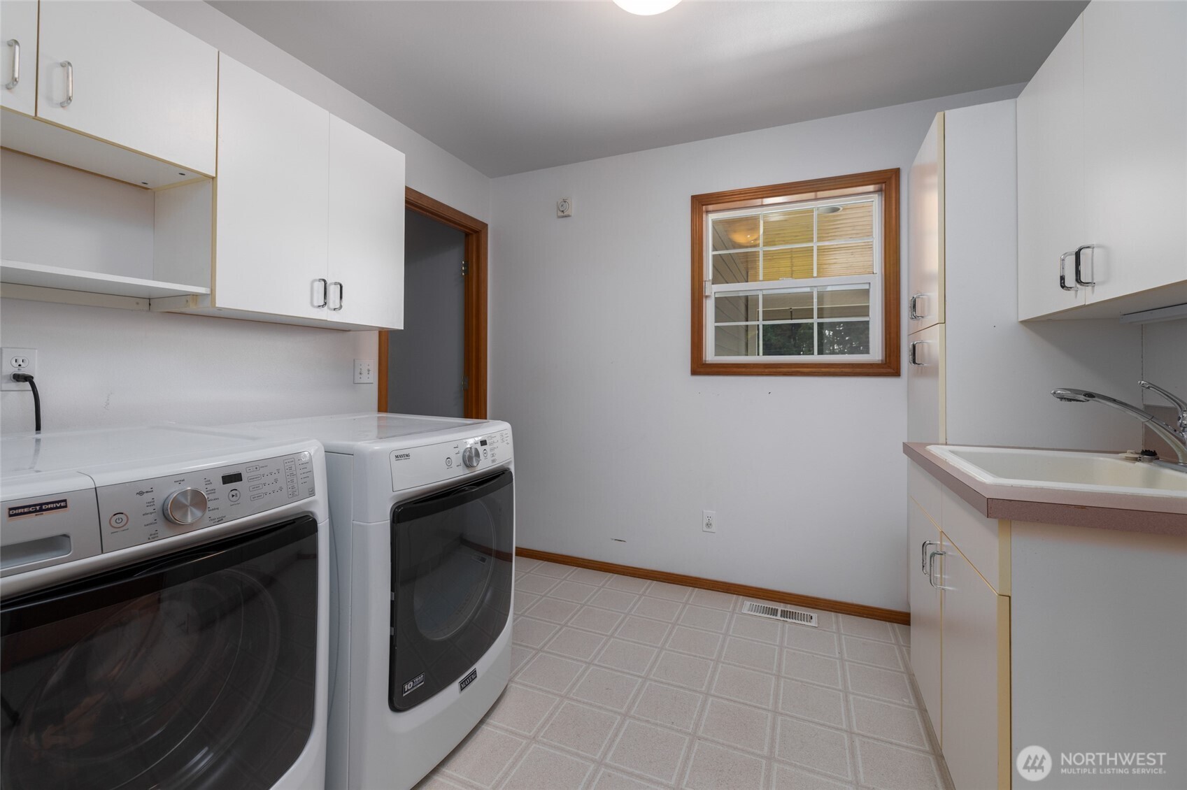 11169 Walker Road Mount Vernon, WA 98273 - Photo 27 of 40 Gallery Image 27