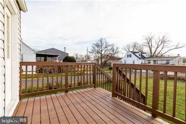 8 North Hawthorne Road Baltimore, MD 21220 - Photo 14 of 15