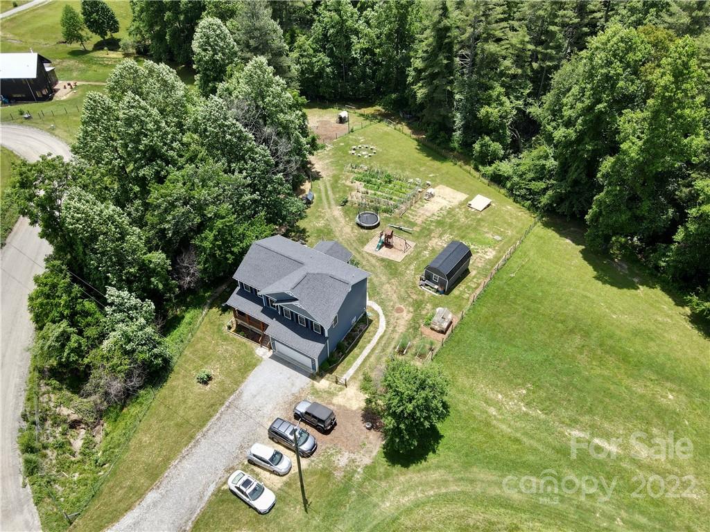 291 Bob Barnwell Road Fletcher, NC 28732 - Photo 6 of 44 Gallery Image 6