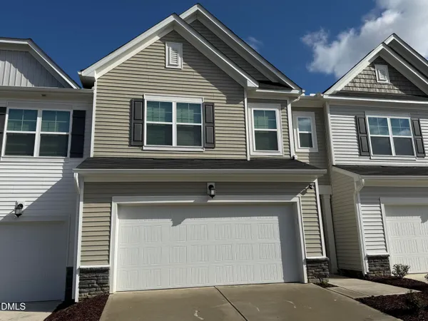 $359,000 | 4927 Arkose Drive, Raleigh, NC 27610
