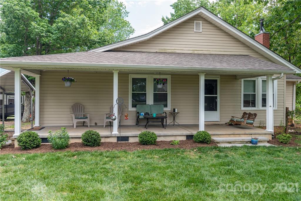 4446 Buffalo Shoals Road Maiden, NC 28650 - Photo 2 of 20 Gallery Image 2