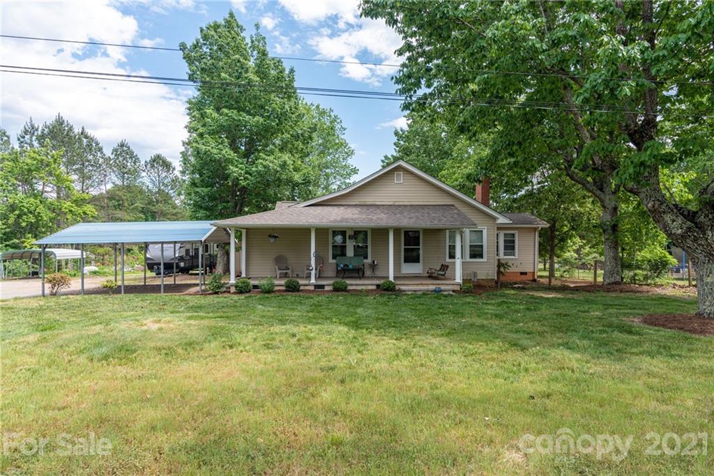 4446 Buffalo Shoals Road Maiden, NC 28650 - Photo 4 of 20 Gallery Image 4