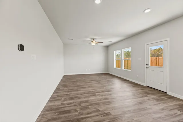 $299,900 | 10710 Blocker Court, Bryan, TX 77845