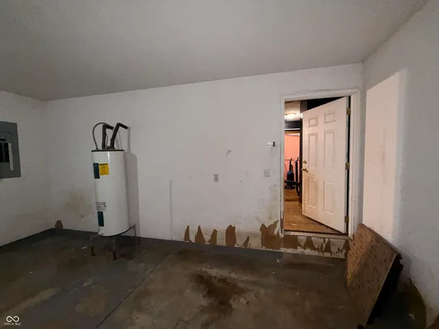 $196,900 | 1223 Glenhall Circle, Indianapolis, IN 46241