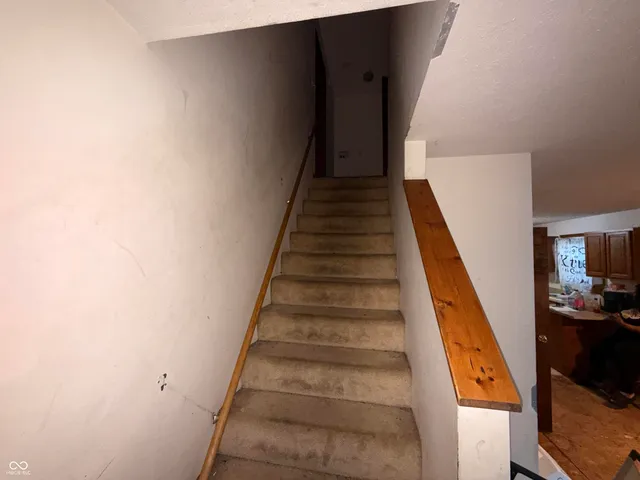 $196,900 | 1223 Glenhall Circle, Indianapolis, IN 46241