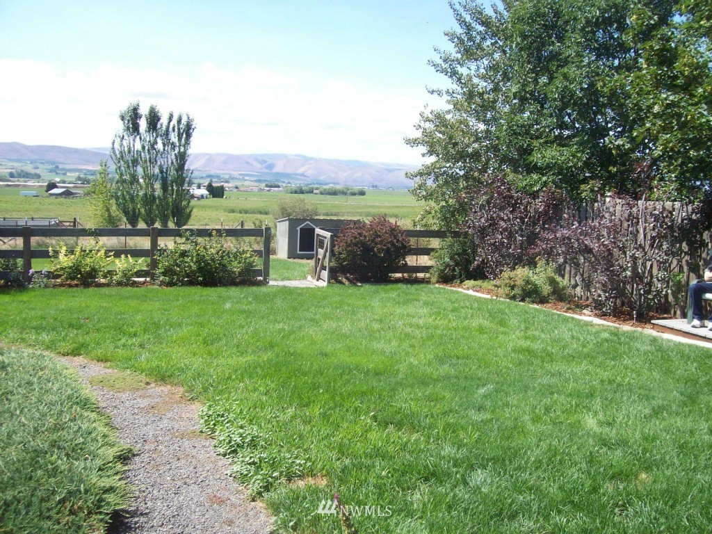 1308 Carroll Road Ellensburg, WA 98926 - Photo 17 of 21 Gallery Image 17