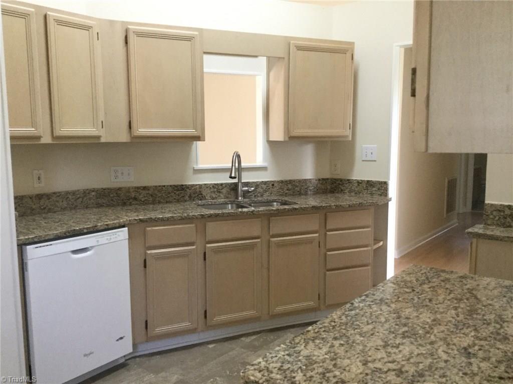 1604 Penny Road High Point, NC 27265 - Photo 7 of 28