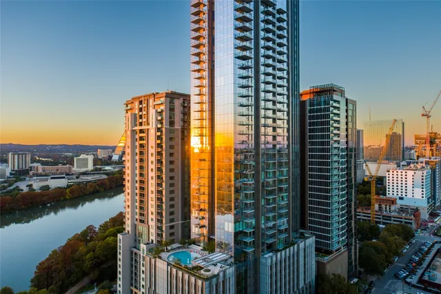 $2,300 | 44 East Avenue, Unit 2506, Austin, TX 78701