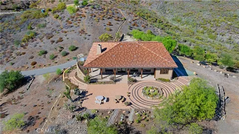 $2,395,000 | 8400 Mipolomol Road, Malibu, CA 90265